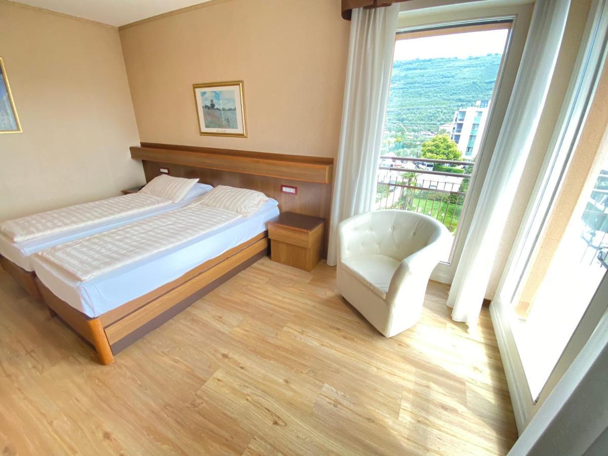 Sunlake 3* Riva del Garda